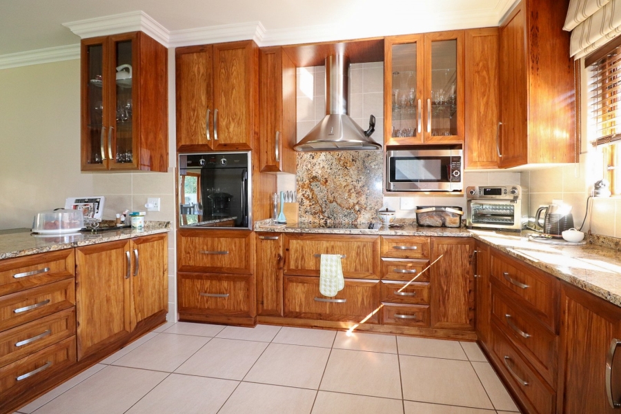 To Let 3 Bedroom Property for Rent in Wilkoppies North West